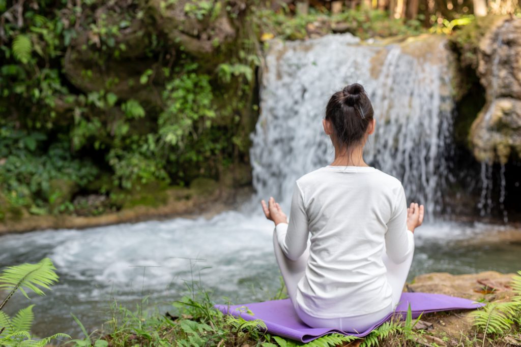 How to Prevent Back Pain Naturally with healthy posture, stretching, and daily exercise